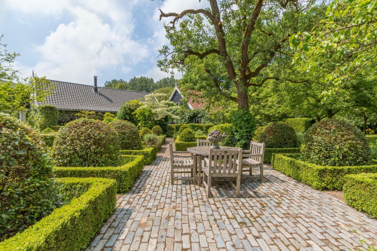 Bij Janneke Bed & Breakfast Sleeuwijk Bagian luar foto